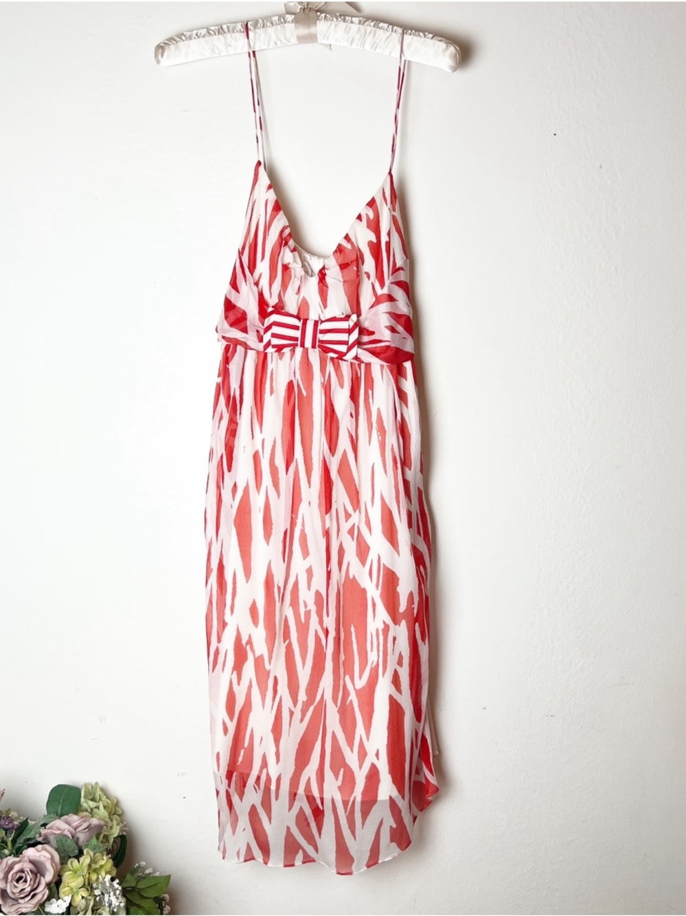 Diane Von Furstenberg Red/White Silk dress with Bow